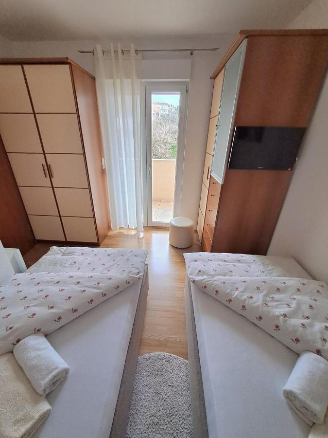 Apartment Angie Τρογκίρ Εξωτερικό φωτογραφία